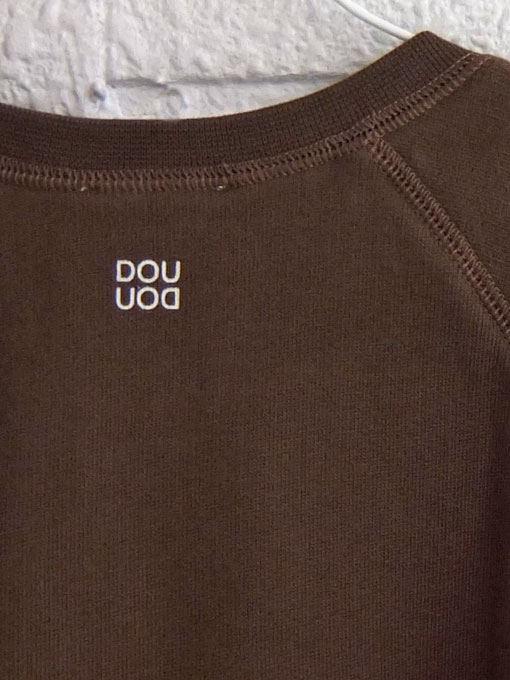 イタリア子供服 DOUUOD 秋冬コレクション HELLO裏起毛トレーナー