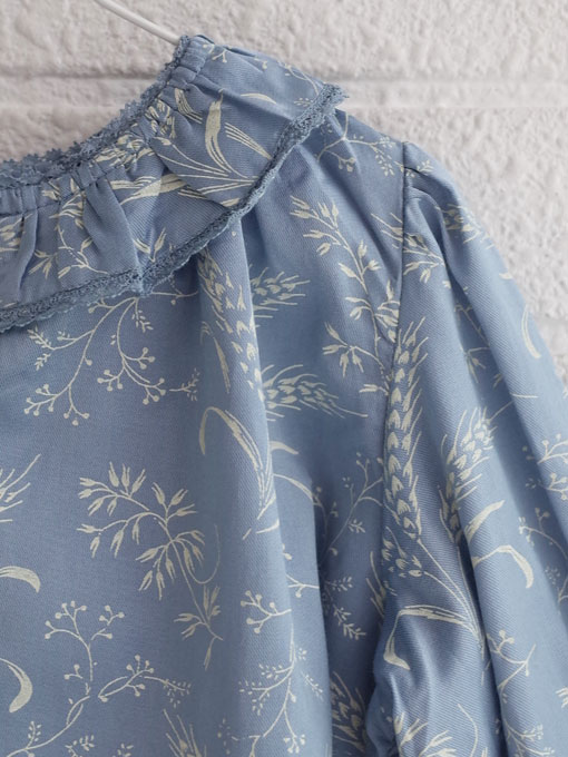 CARAMEL キャラメル Adikia Blouse, Wheat Print Crystal Blue プリントブラウス