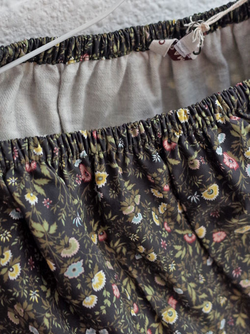 CARAMEL キャラメル Nilus Baby Trouser, Liberty Mina Dark リバティパンツ