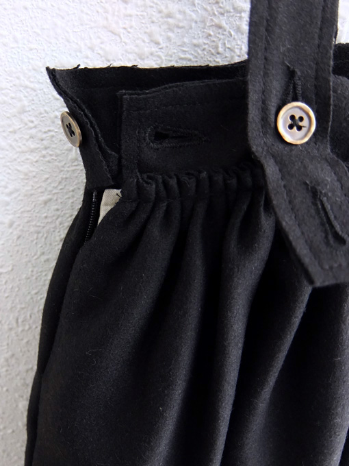 Little Creative Factory　サスペンダースカート