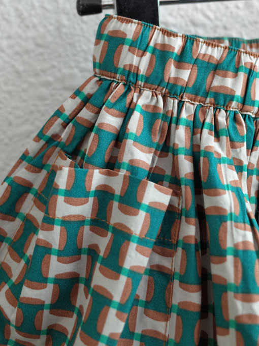 CARAMEL キャラメル caramel baby&child Iris Skirt, Emerald Geo プリントフレアスカート