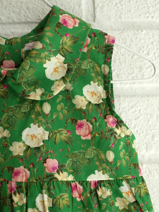 イタリア子供服 OLIVE オリーブローズプリントワンピース