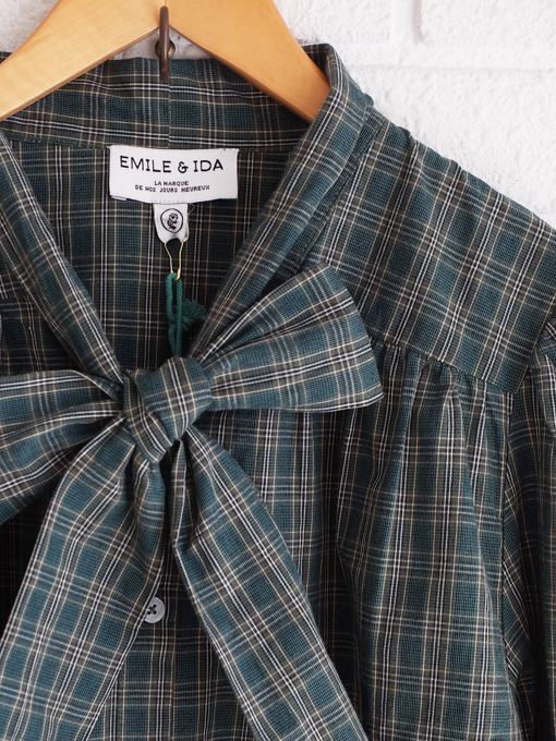 emile et ida woman　EDIVA　チェックタイブラウス