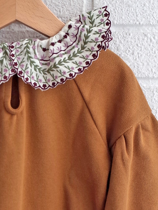 刺繍レース襟トレーナー　emile et ida　フランス子供服