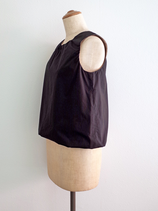 SOFIE D'HOORE ソフィードール スリーブレストップス