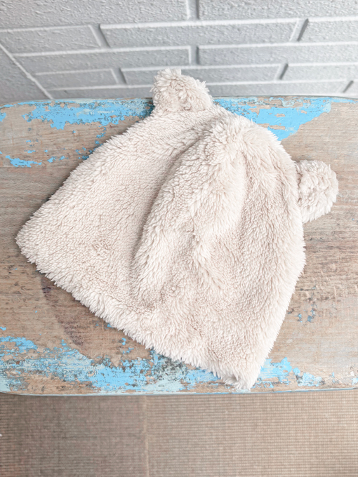 ARSENE ET LES PIPELETTES　MALO　耳付きフェイクファーベビー帽子