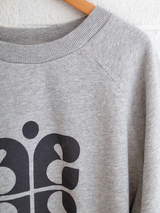 フランスブランド　emile et ida woman 　エミールエイダ　CARL　Gray organic cotton logo sweatshirt　ロゴトレーナー