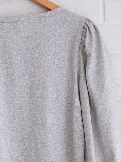 フランスブランド　emile et ida woman 　エミールエイダ　CAYDA　Ecru long-sleeved organic cotton T-shirt　パフスリーブ長袖Tシャツ