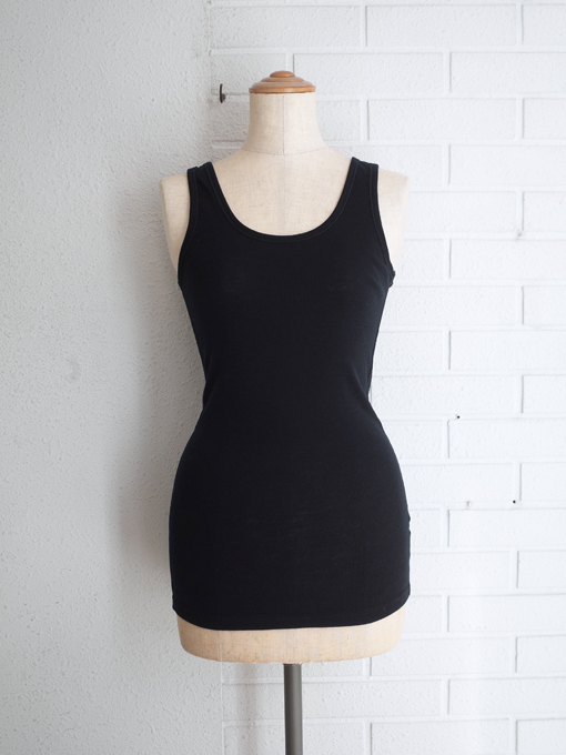 Joha　ヨハ　メリノウールを使用したデンマーク老舗ニットブランド　ウールタンクトップ