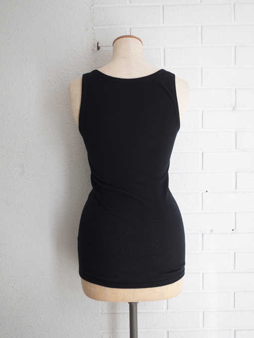 Joha　ヨハ　メリノウールを使用したデンマーク老舗ニットブランド　ウールタンクトップ