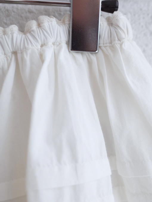 emile et ida kids　エミルーエイダ　White English embroidery skirt　タック入り英国刺繍スカート