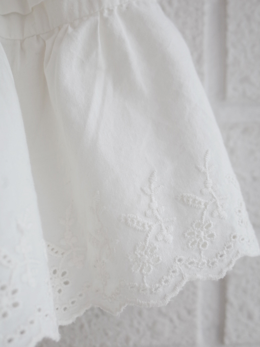 emile et ida kids　エミルーエイダ　White English embroidery skirt　タック入り英国刺繍スカート