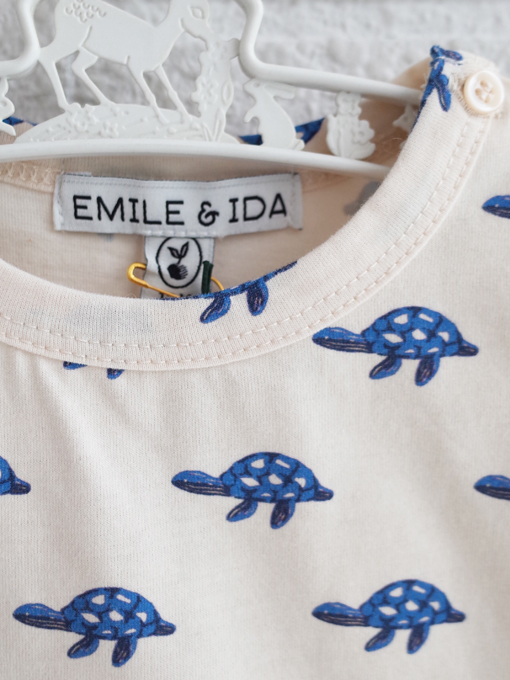 emile et ida　Ecru organic cotton turtles T-shirt　ボーイズ　カメプリントTシャツ