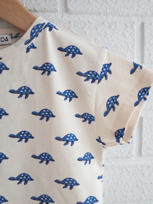 emile et ida　Ecru organic cotton turtles T-shirt　ボーイズ　カメプリントTシャツ