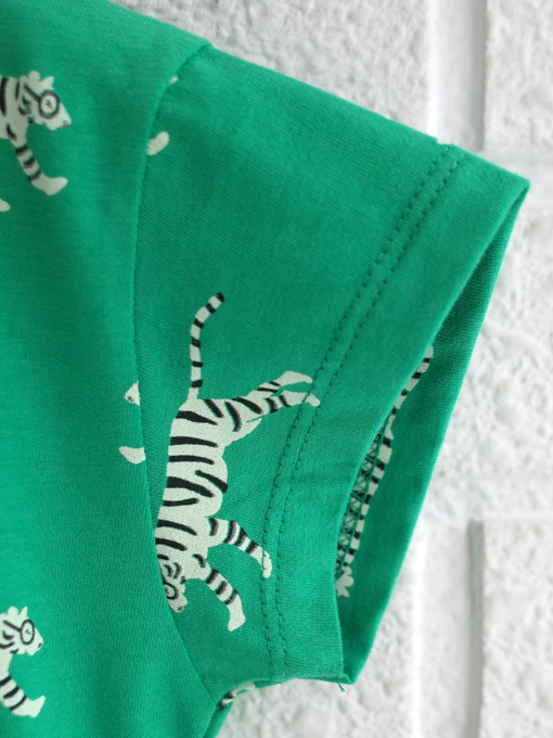 emile et ida　Green tigers organic cotton T-shirt　ボーイズ　タイガープリントTシャツ