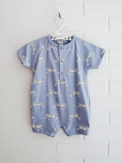 emile et ida kids　エミールエイダ　トラプリントショートロンパース