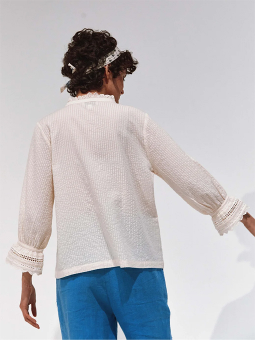 emile et ida woman　エミールエイダ　Ecru lace and english embroidered blouse　刺繍ブラウス
