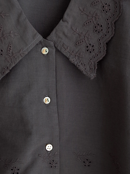 emile et ida woman　エミールエイダ　Asphalt English embroidery Blouse　刺繍ブラウス