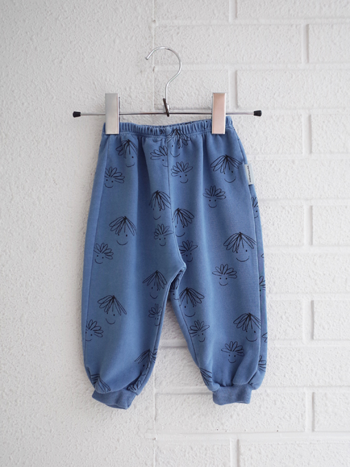 weekend house kids.　ウイークエンドハウスキッズ　Happy faces all over baby sweatpants　ベビータンクトップ
