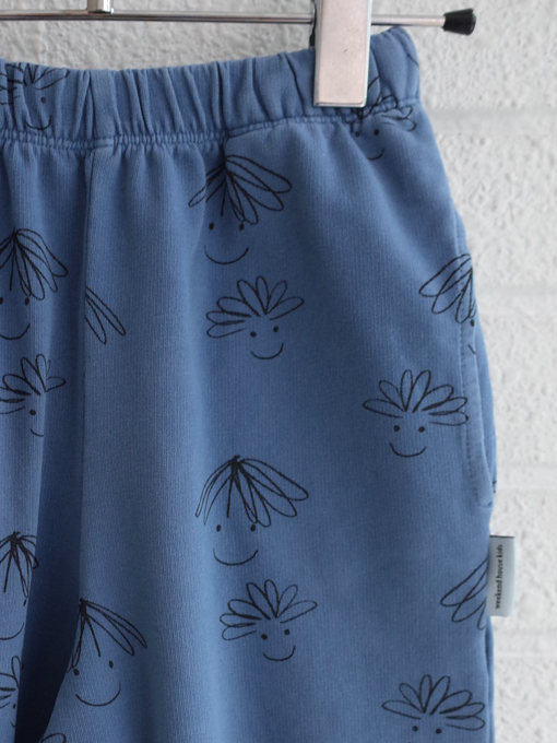 weekend house kids.　ウイークエンドハウスキッズ　happy faces all over sweatpants　キッズスウェットパンツ