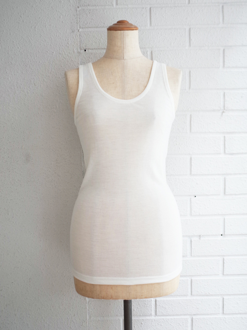 Joha　ヨハ　メリノウールを使用したデンマーク老舗ニットブランド　ウールタンクトップ
