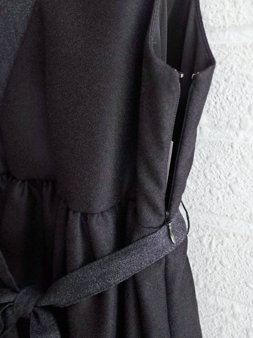 aulutin　ウール切替Vネックジャンパースカート