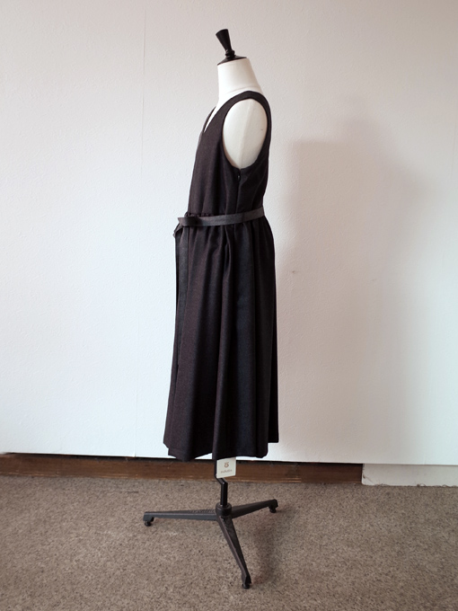 aulutin　ウール切替Vネックジャンパースカート