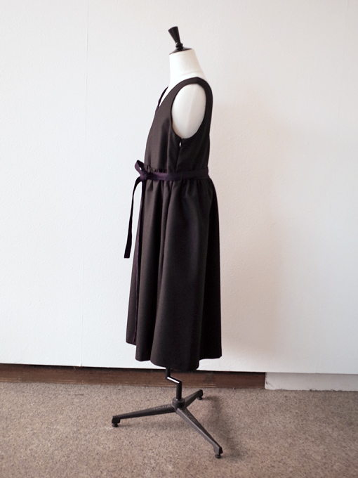 aulutin　ウール切替Vネックジャンパースカート