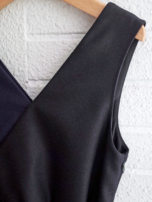 aulutin　ウール切替Vネックジャンパースカート