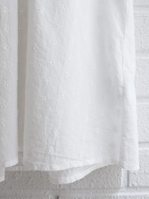 bellerose woman レディース　アイレット刺繍ノースリーブブラウス