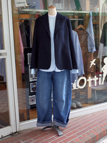 bellerose woman　シーズンレスのピンストライプジャケット