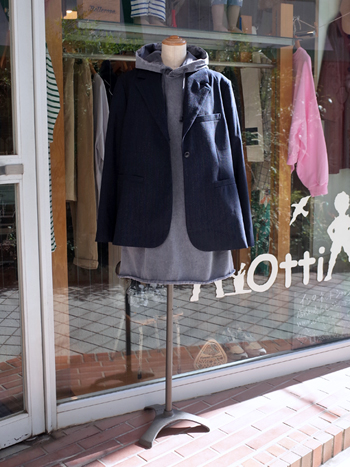 bellerose woman　シーズンレスのピンストライプジャケット