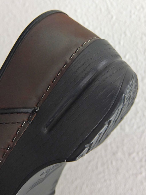 dansko Professional　プロフェッショナル Antique Brown Oiled