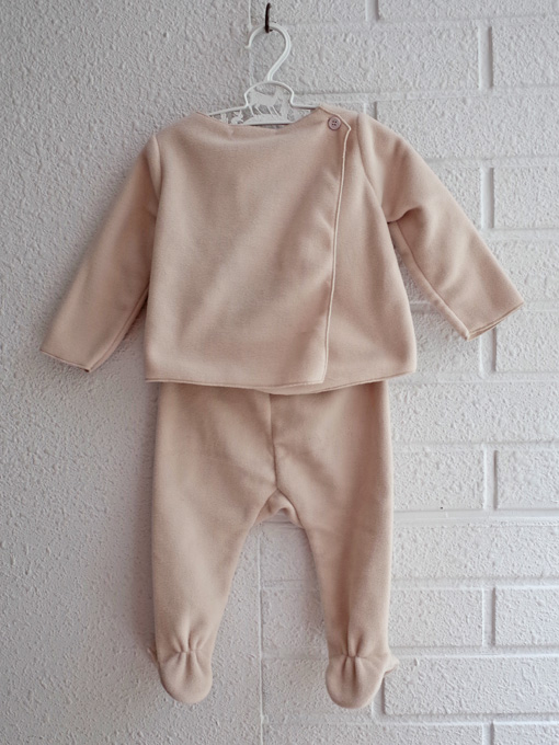 イタリア子供服 DOUUOD ベビーセットスーツ カシュクールカーディガン&足つきレギンス
