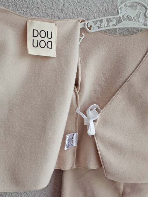 イタリア子供服 DOUUOD ベビーセットスーツ カシュクールカーディガン&足つきレギンス