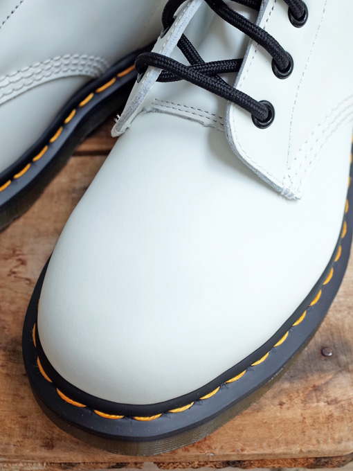 Dr.martens　ドクターマーチン　101 イエローステッチ 6 ホール ブーツ