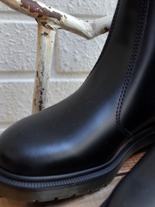 Dr. Martens CORE 2976 CHELSEA BOOT チェルシーブーツ OTTI オッティ