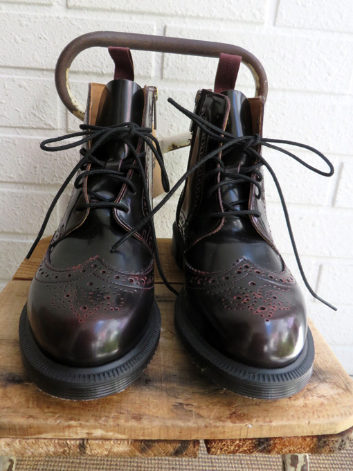 Dr. Martens ドクターマーチン KENSINGTON DELPHINE アルカディア CHERRY RED ARCADIA