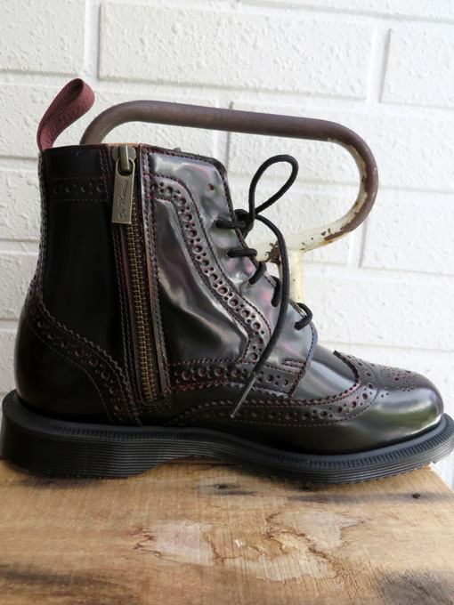 Dr. Martens ドクターマーチン KENSINGTON DELPHINE アルカディア CHERRY RED ARCADIA