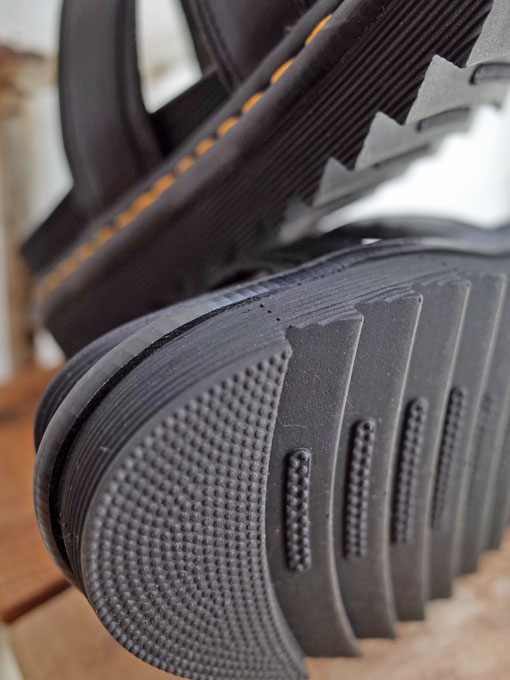 Dr.martens ドクターマーチン KASSION フィッシャーマン サンダル