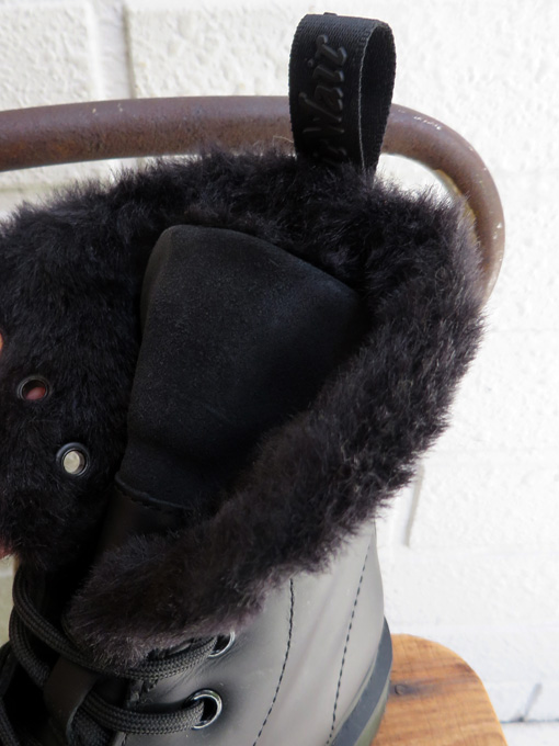 Dr. Martens ドクターマーチン WINTER GRIP 1460 8ホール KOLBERT BLACK SNOW PLOW WP & WAXY WATERPROOF