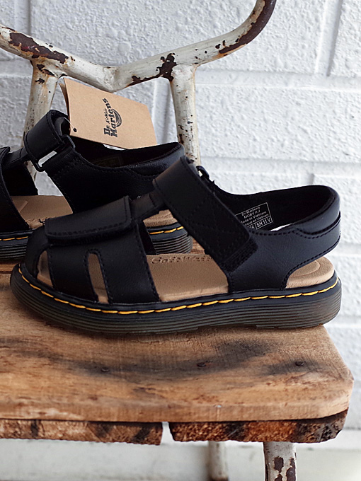 Dr.martens キッズサンダル　MOBY ?U サンダル