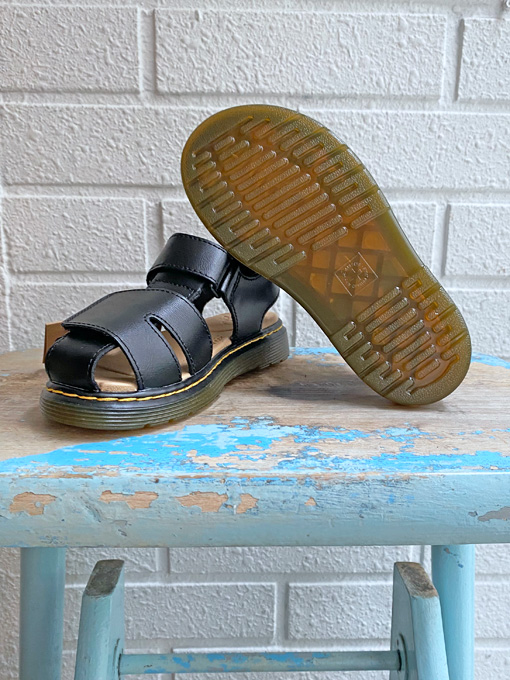 Dr. Martens MOBY キッズサンダル OTTI オッティ パリやイタリア