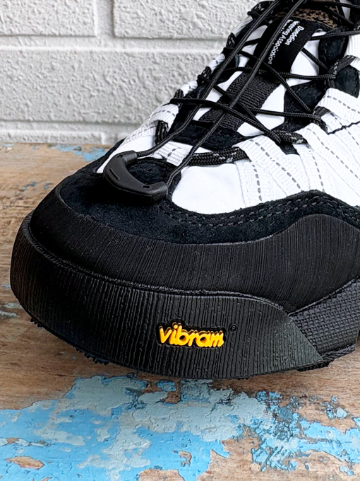 IWANO2 White/Black　Flower MOUNTAIN　フラワーマウンテン　スニーカー