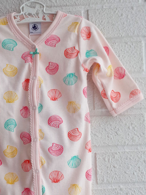 petit bateau プチバトー プリント足なしロンパース(シェル)